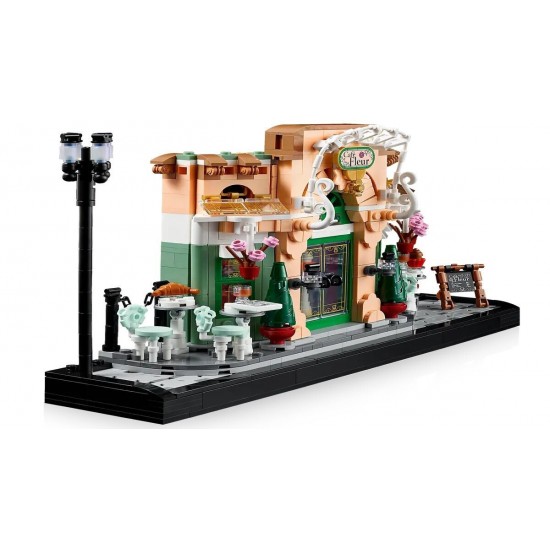 LEGO Icons: French Café (10362)