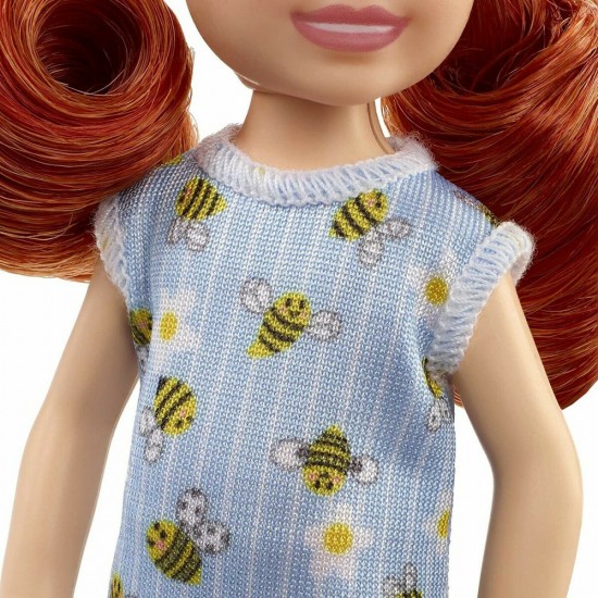 Mattel Τσελσι και Φιλες Barbie Chelsea Doll red Hair Wearing Bumblebee and Flower-print Dress and Blue Sandals (HGT04/DWJ33)