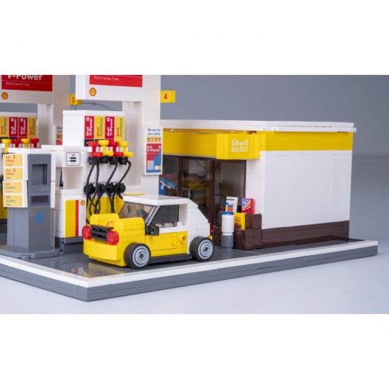 CaDA-Shell-Tankstelle-mit-Shop-und-Waschanlage-Bricks (402857)