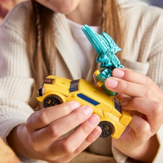 Hasbro Transformers: Evergreen - Cyberworld Armored Cyber Changers Armor Bumblebee (G1045)