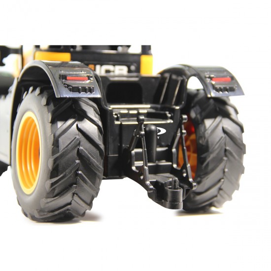 Jamara JCB Fastrac Tractor 1:16 (405300) Jamara JCB Fastrac Tractor 1:16 (405300)