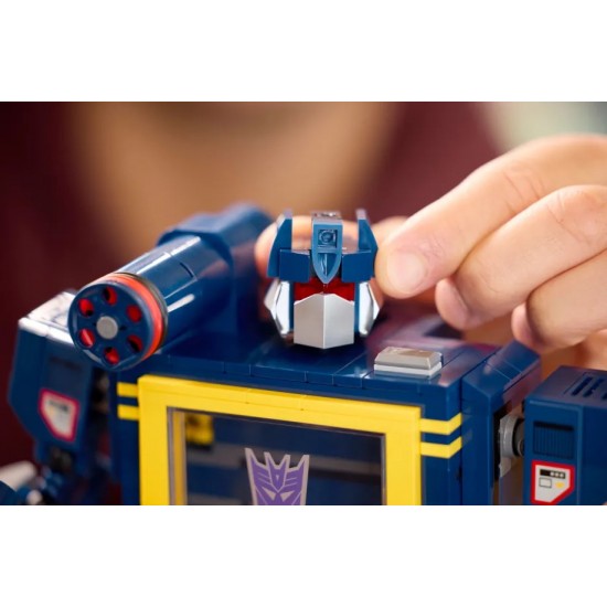 LEGO Icons Transformers Soundwave (10358)