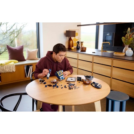 LEGO Icons Transformers Soundwave (10358)