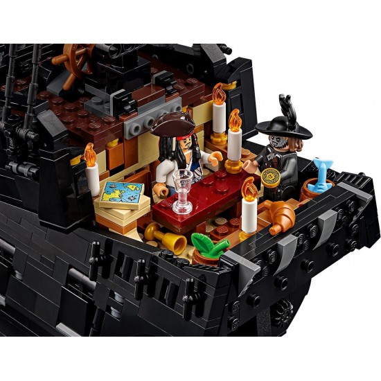 Lego Icons Captain Jack Sparrow's Pirate Ship (10365) Lego Icons Captain Jack Sparrow's Pirate Ship (10365)