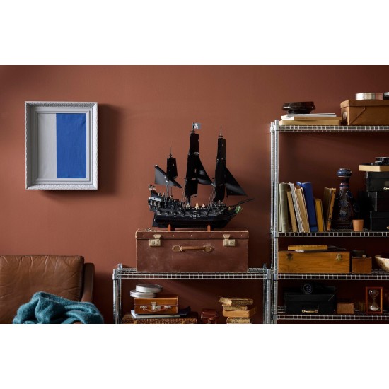 Lego Icons Captain Jack Sparrow's Pirate Ship (10365) Lego Icons Captain Jack Sparrow's Pirate Ship (10365)