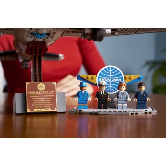LEGO® Idons Douglas DC3 Panam Airliner (11378) LEGO® Idons Douglas DC3 Panam Airliner (11378)