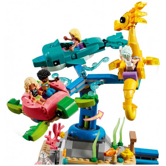LEGO Friends Beach Amusement Park (41737) LEGO Friends Beach Amusement Park (41737)