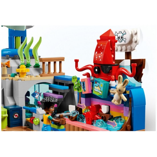 LEGO Friends Beach Amusement Park (41737) LEGO Friends Beach Amusement Park (41737)