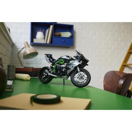 LEGO Technic Kawasaki Ninja H3R Motorcycle (42170) LEGO Technic Kawasaki Ninja H3R Motorcycle (42170)