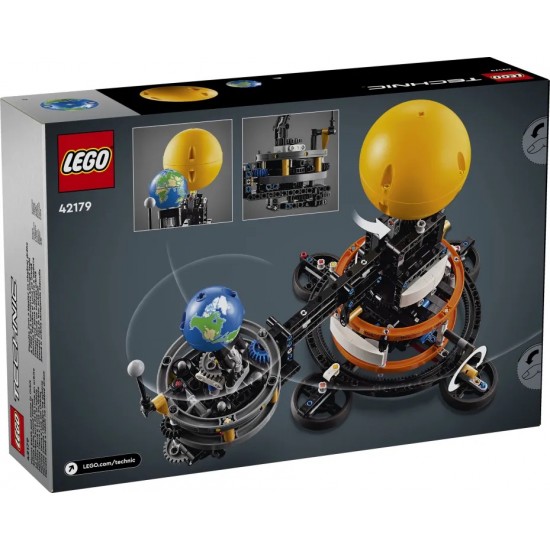LEGO Technic Planet Earth And Moon In Orbit (42179) LEGO Technic Planet Earth And Moon In Orbit (42179)