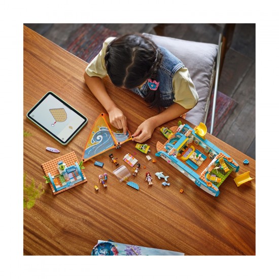 LEGO Friends: Travel Boat Adventure (42664) LEGO Friends: Travel Boat Adventure (42664)