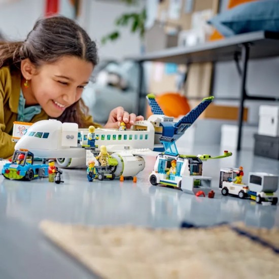 LEGO City Passenger Airplane (60367)