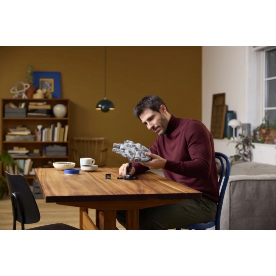 LEGO Star Wars Millennium Falcon (75375) LEGO Star Wars Millennium Falcon (75375)