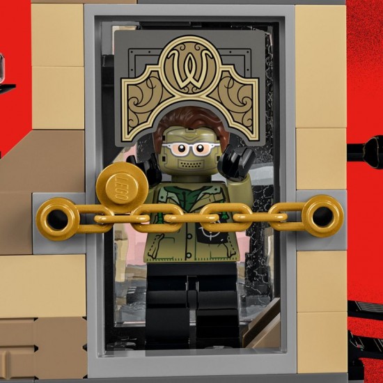 LEGO Super Heroes Batcave: The Riddler Face-off (76183) LEGO Super Heroes Batcave: The Riddler Face-off (76183)