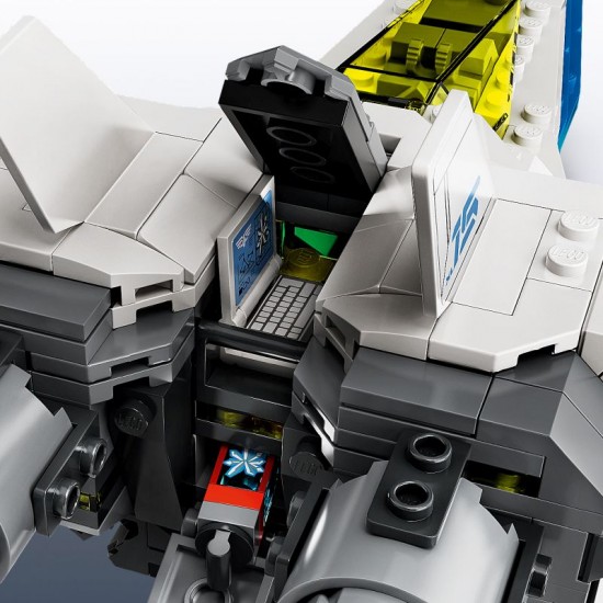 LEGO Disney & Pixar's Lightyear XL-15 Spaceship (76832) LEGO Disney & Pixar's Lightyear XL-15 Spaceship (76832)