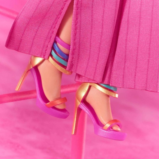 Mattel Barbie: The Movie - Collectible Doll America Ferrera as Gloria in Pink Power Pant Suit (HPJ98) Mattel Barbie: The Movie - Collectible Doll America Ferrera as Gloria in Pink Power Pant Suit (HPJ98)