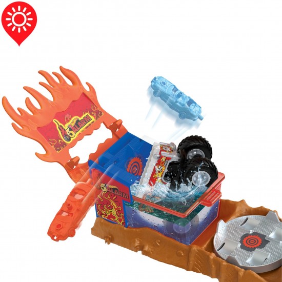 Mattel Hot Wheels Monster Trucks Arena World: 5-Alarm Rescue, Toy Vehicle (HPN73)