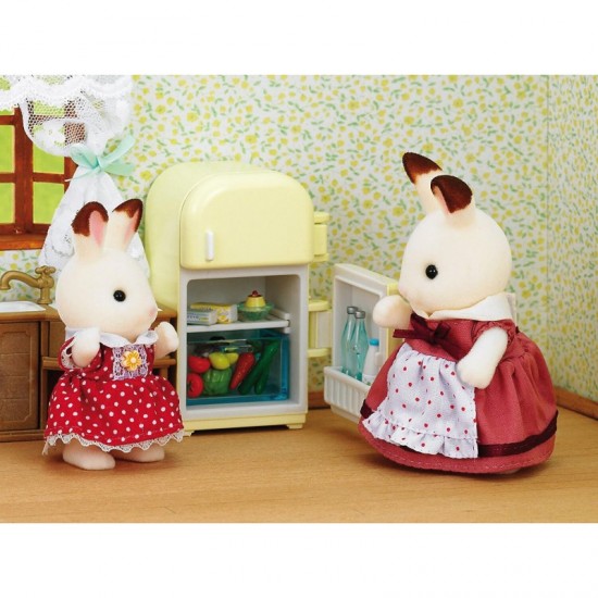 Sylvanian Families Chocolate Ρabbit Μαμά & ψυγείο (5014)
