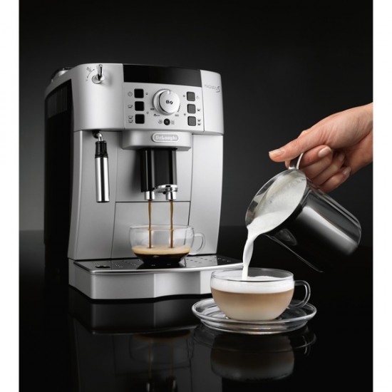 DeLonghi Magnifica S ECAM 22.110.SB Coffee Machine (silver/black) (132213031)